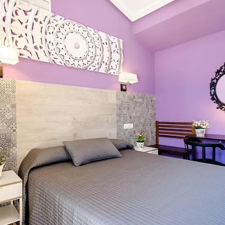 Guest house Abadias 2*